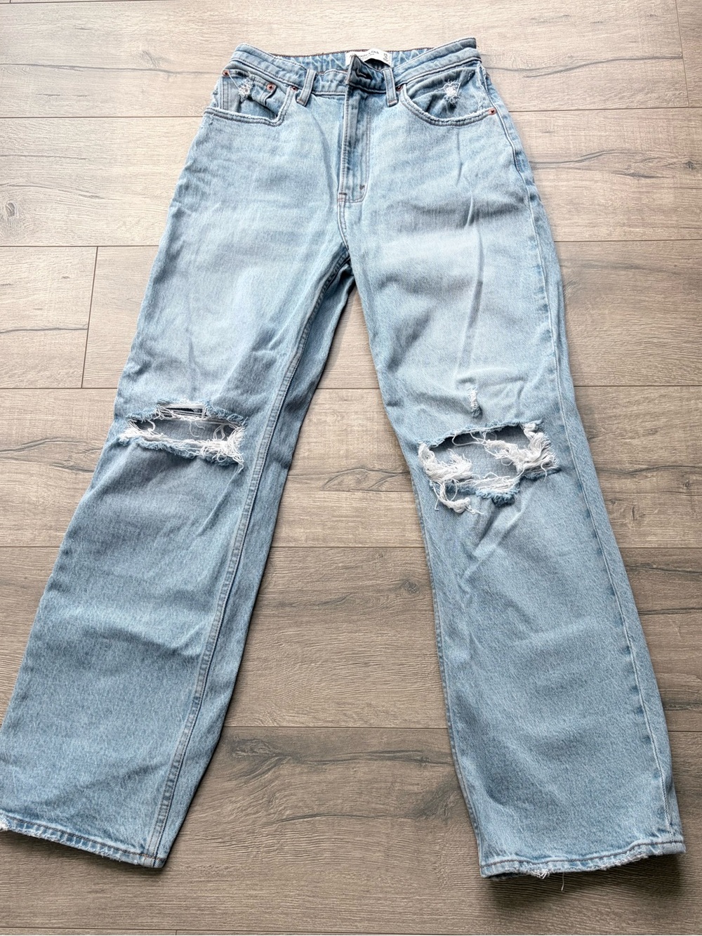 Abercrombie Curve Love Distressed Jeans Size 25